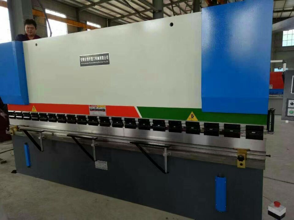 [最新簽單發(fā)貨動(dòng)態(tài)]80噸×4米數(shù)控折彎機(jī)發(fā)往廣東